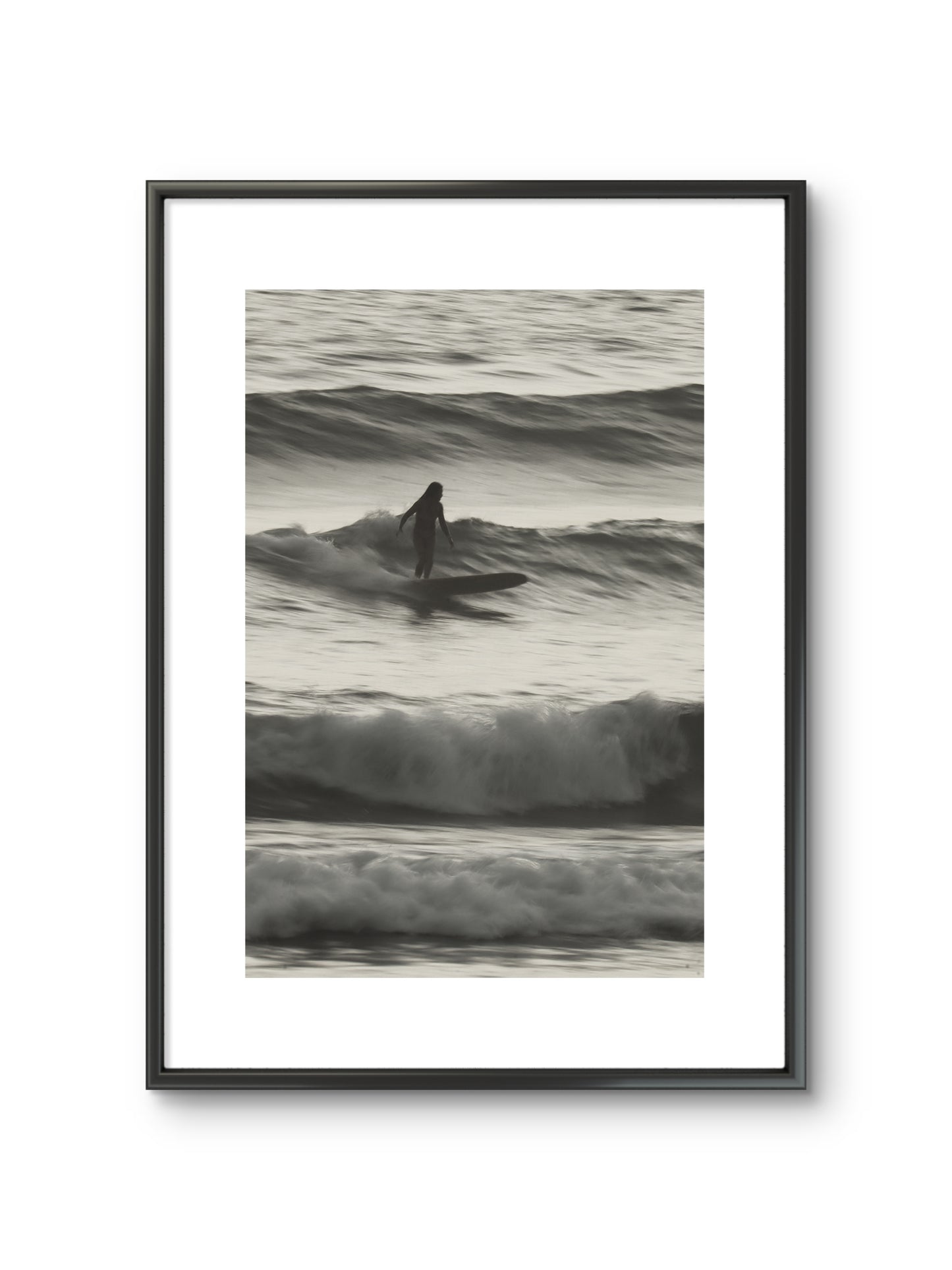 LONGBOARD B&W