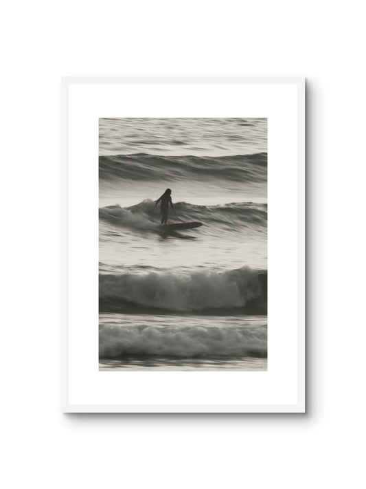 LONGBOARD B&W